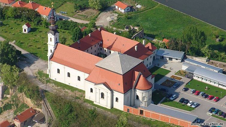 Vukovar Franziskanerkloster mit Kirche