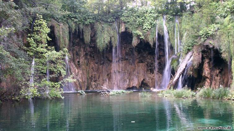 Wasserfällen in Plitvicer Seen