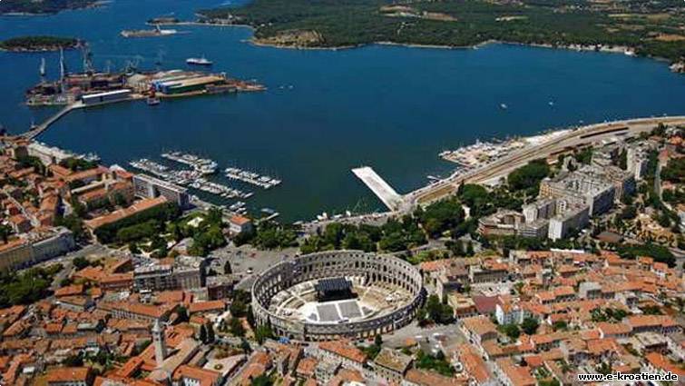 Amphitheater Pula